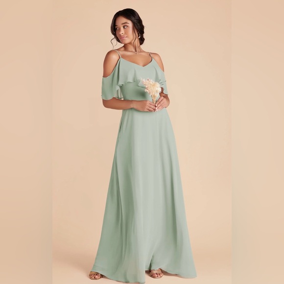 Elegant Mint Green Maxi Dress - Picture 5 of 7